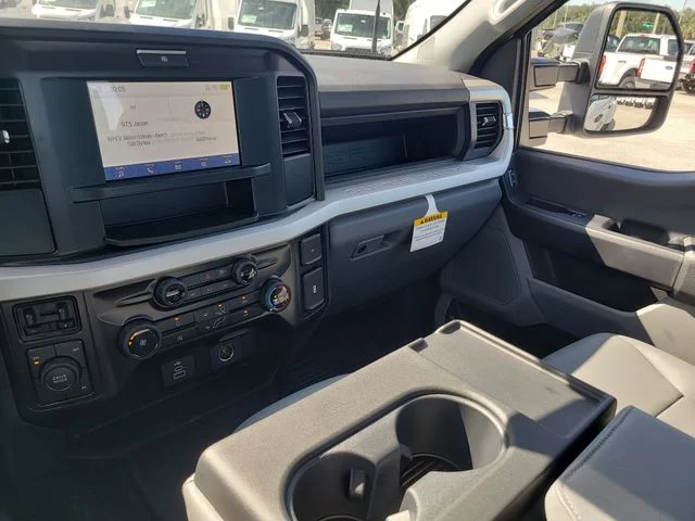 New 2026 Oxford White Ford XL image 21
