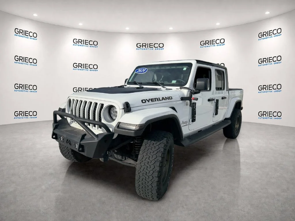 Used 2022 White Jeep Overland image 3