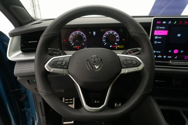 2026 Volkswagen Tiguan SE R-LINE BLACK - Photo 22