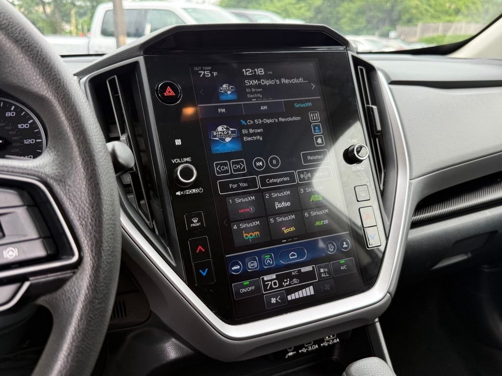 Used 2024 Ice Silver Metallic Subaru Premium image 15