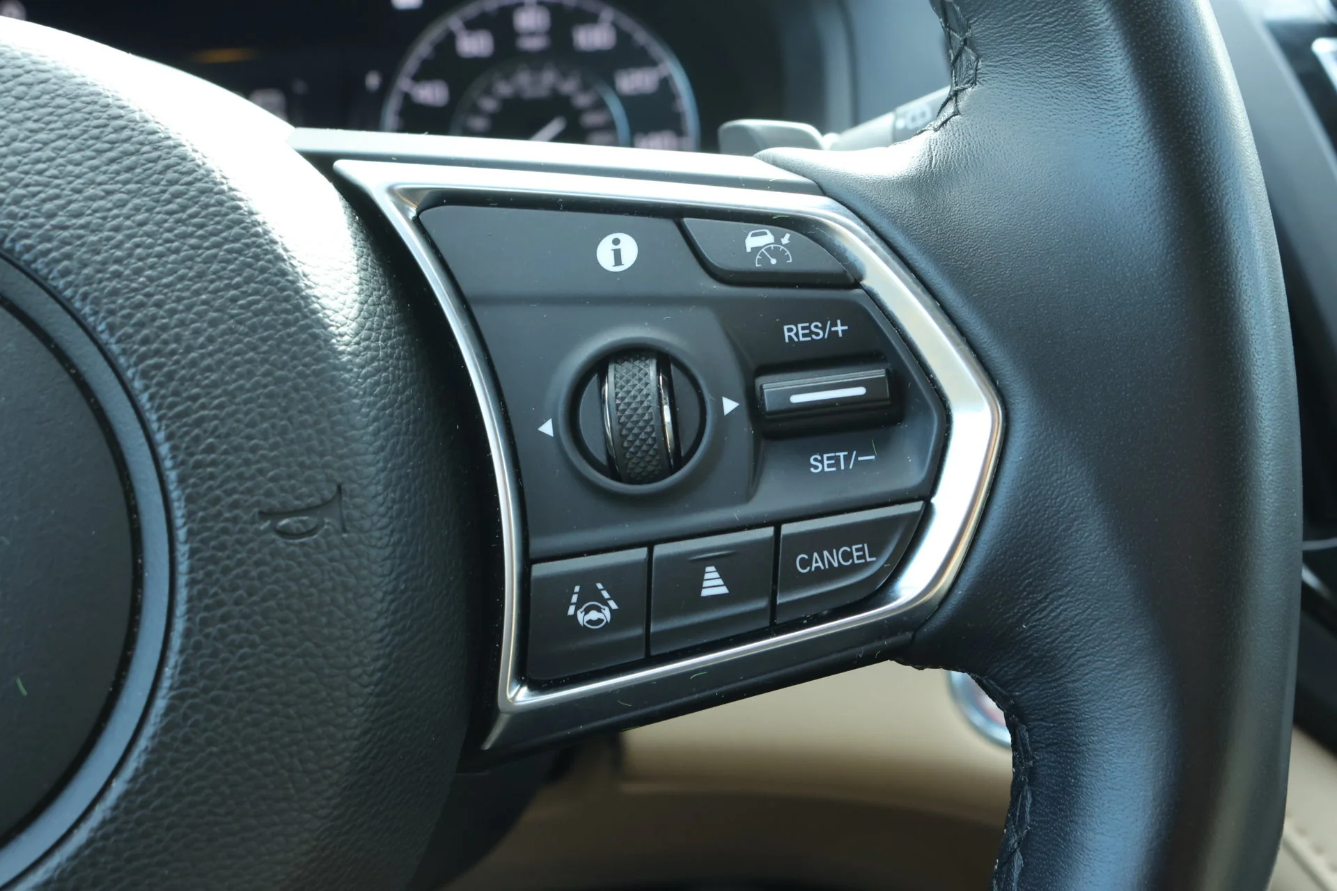 2024 Acura RDX Base - Photo 32