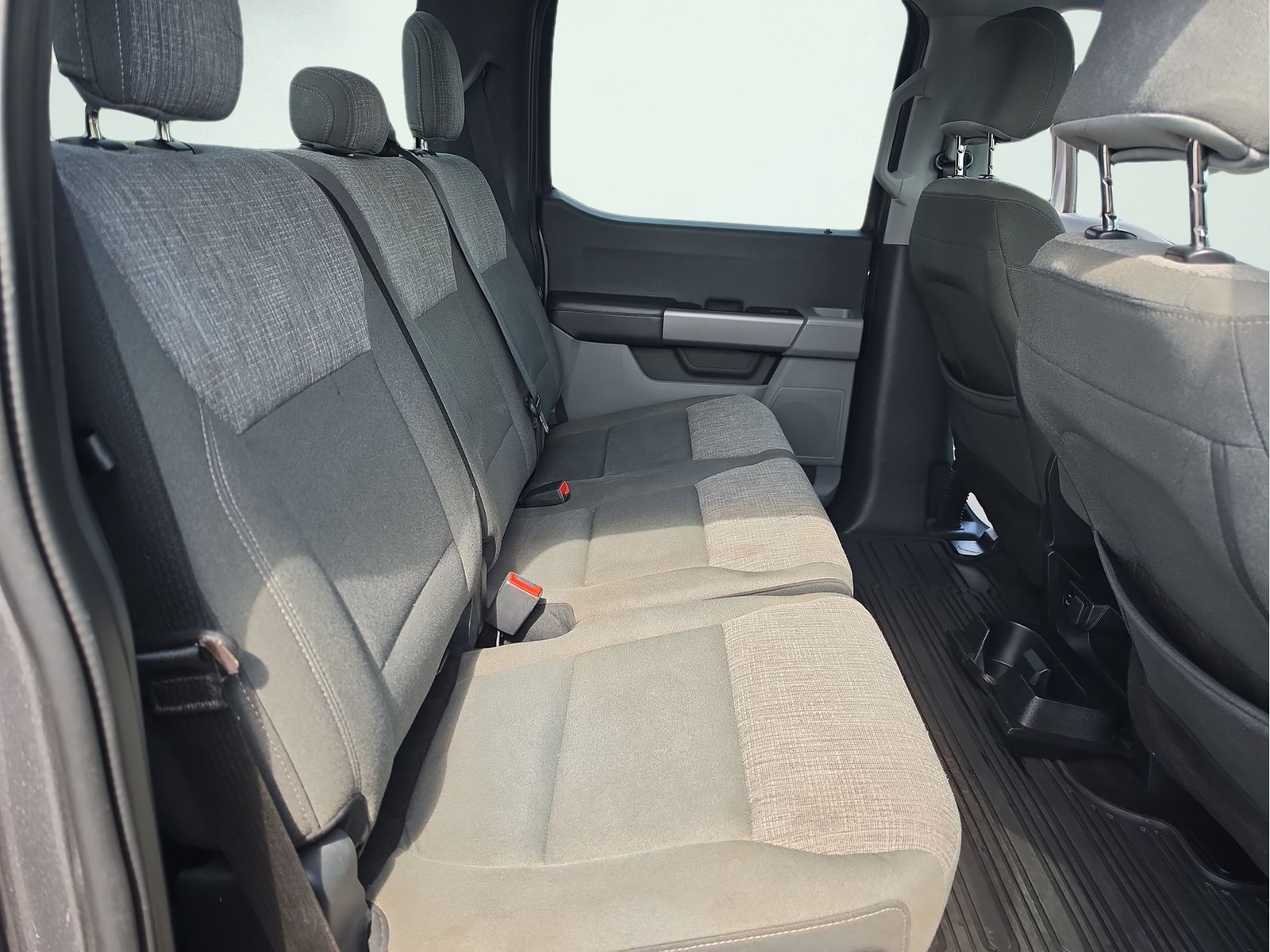 Used 2021 Gray Ford XLT image 17
