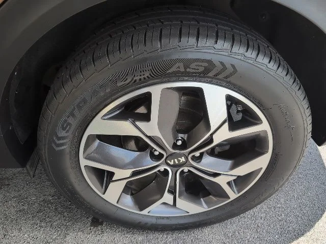Used 2021 Brown Kia EX image 5