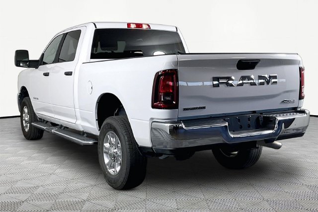 Used 2026 White Ram Big Horn image 4
