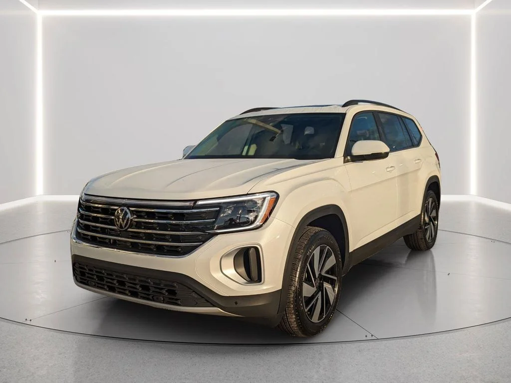 New 2026 White/off-white Volkswagen 2.0T SE w/Technology image 5