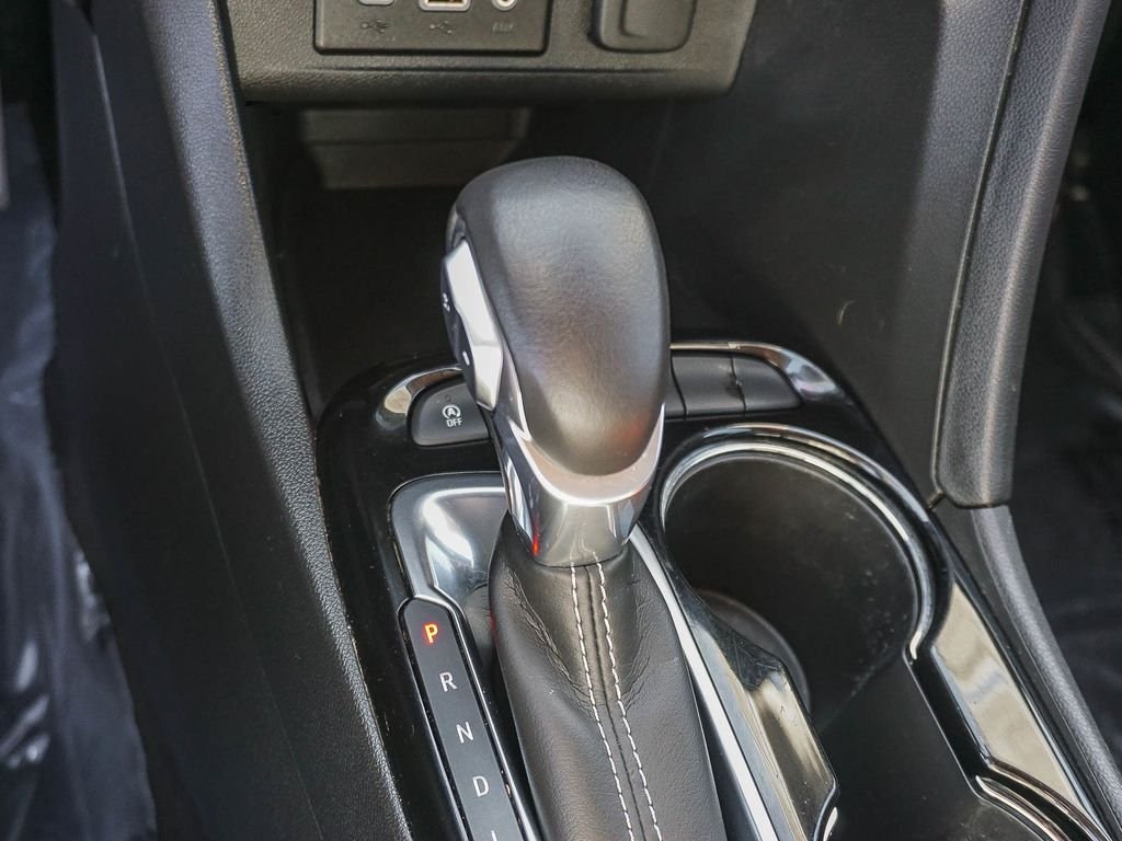 Used 2023 White Buick Select image 22