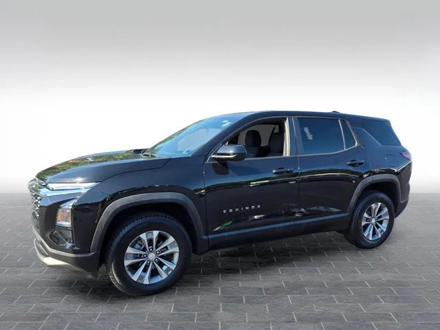 Used 2025 Black Chevrolet LT image 3