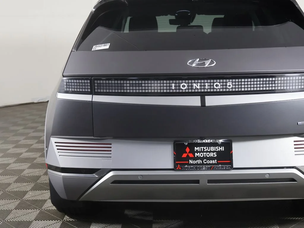 Used 2024 Gray Hyundai Limited image 19