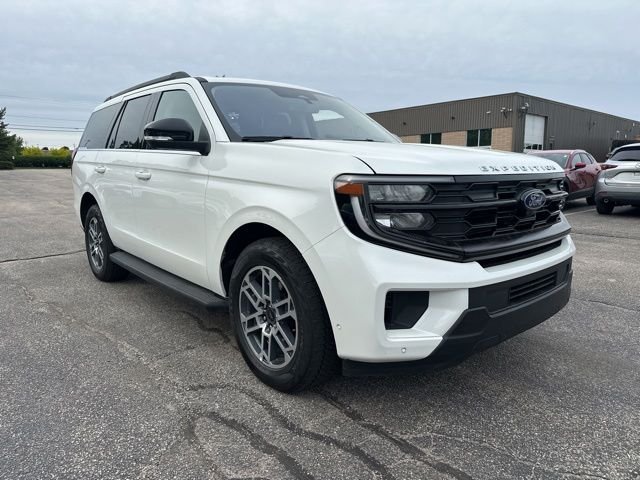 2025 Ford Expedition Active 4x4's photo