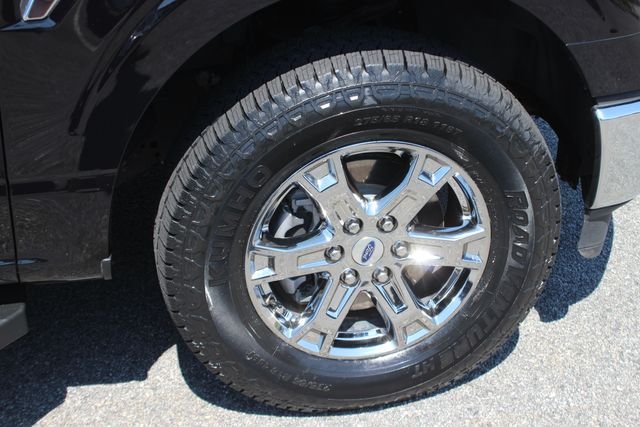 Used 2023 Black Ford Lariat image 36