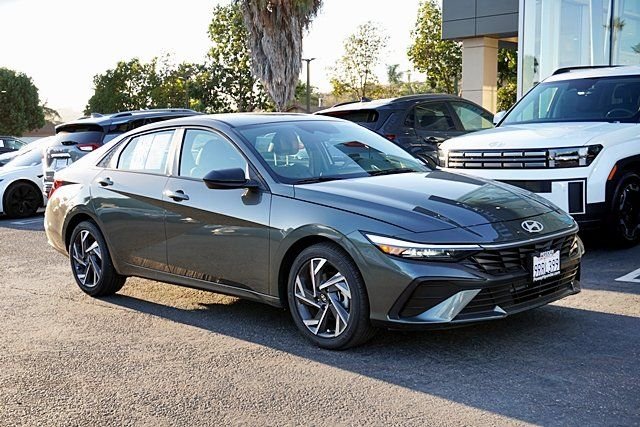 2025 Hyundai Elantra