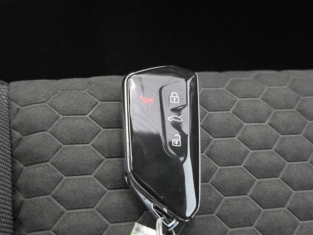 2026 Volkswagen Golf GTI SE - Photo 15