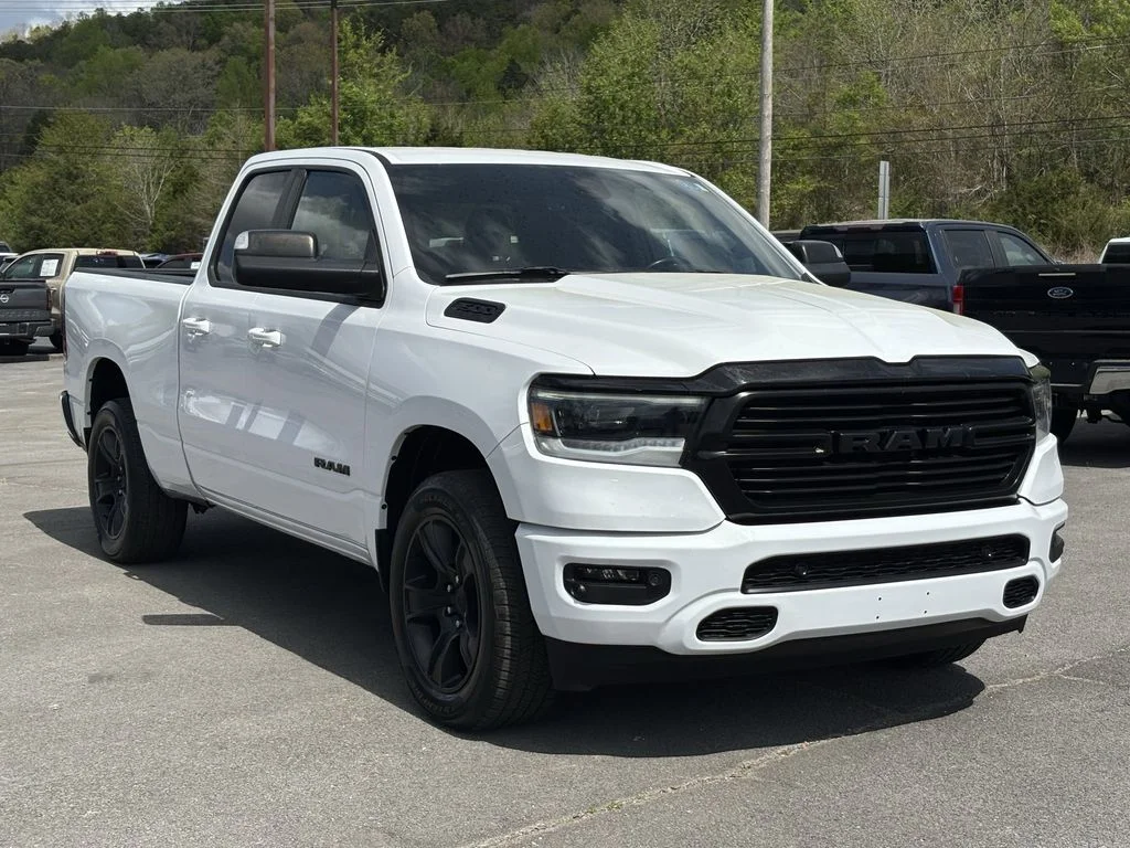 Used 2021 White Ram Big Horn/Lone Star image 4