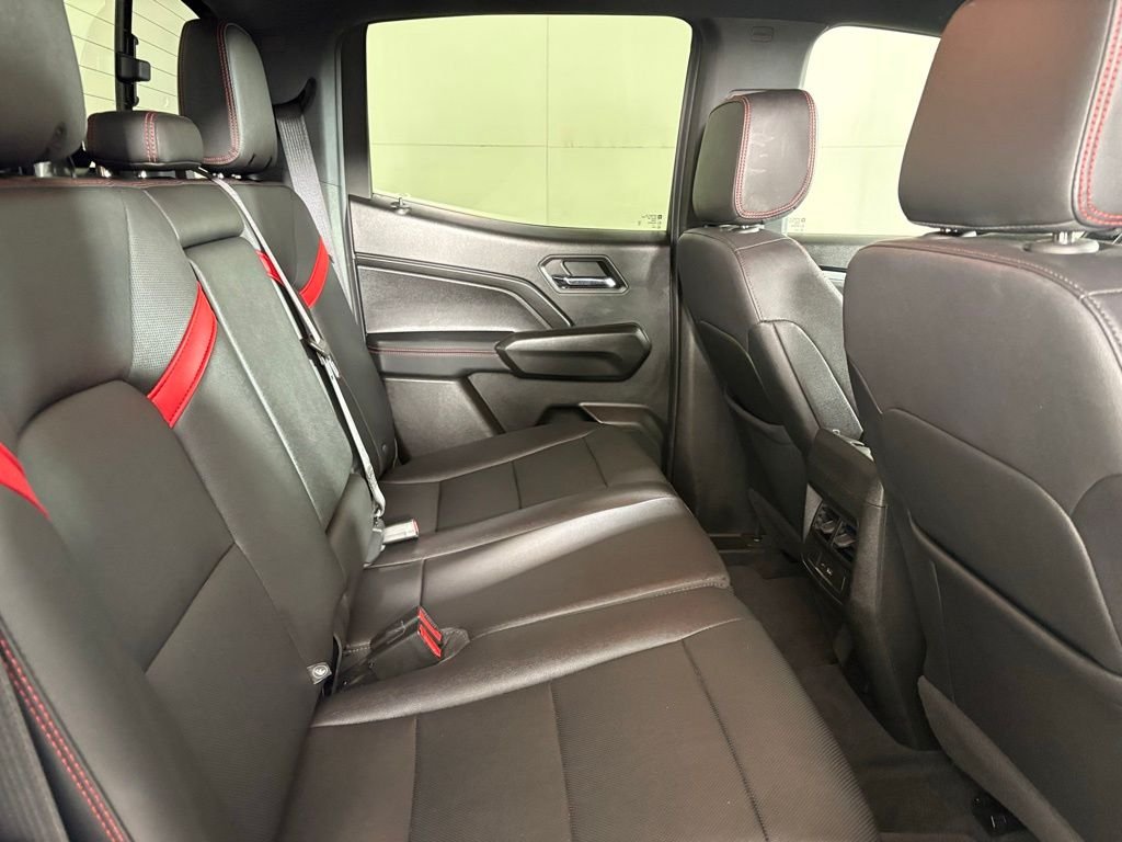 Used 2023 Gray Chevrolet Z71 image 17