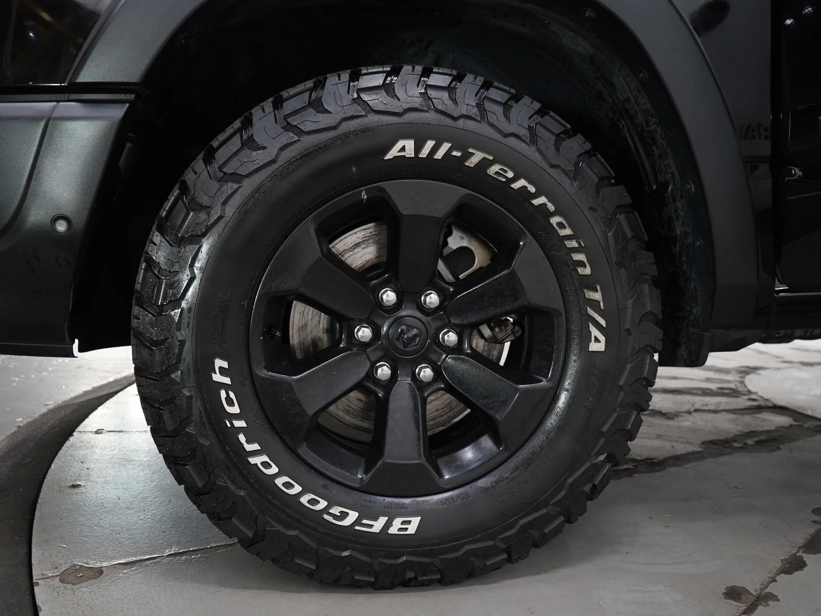 Used 2020 Diamond Black Crystal Pearlcoat Ram Rebel image 30