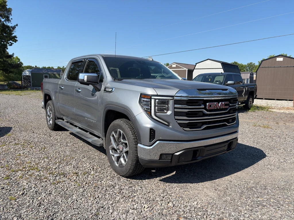 Used 2024 GMC Sierra 1500 SLT with VIN 3GTUUDEDXRG242764 for sale in Little Rock
