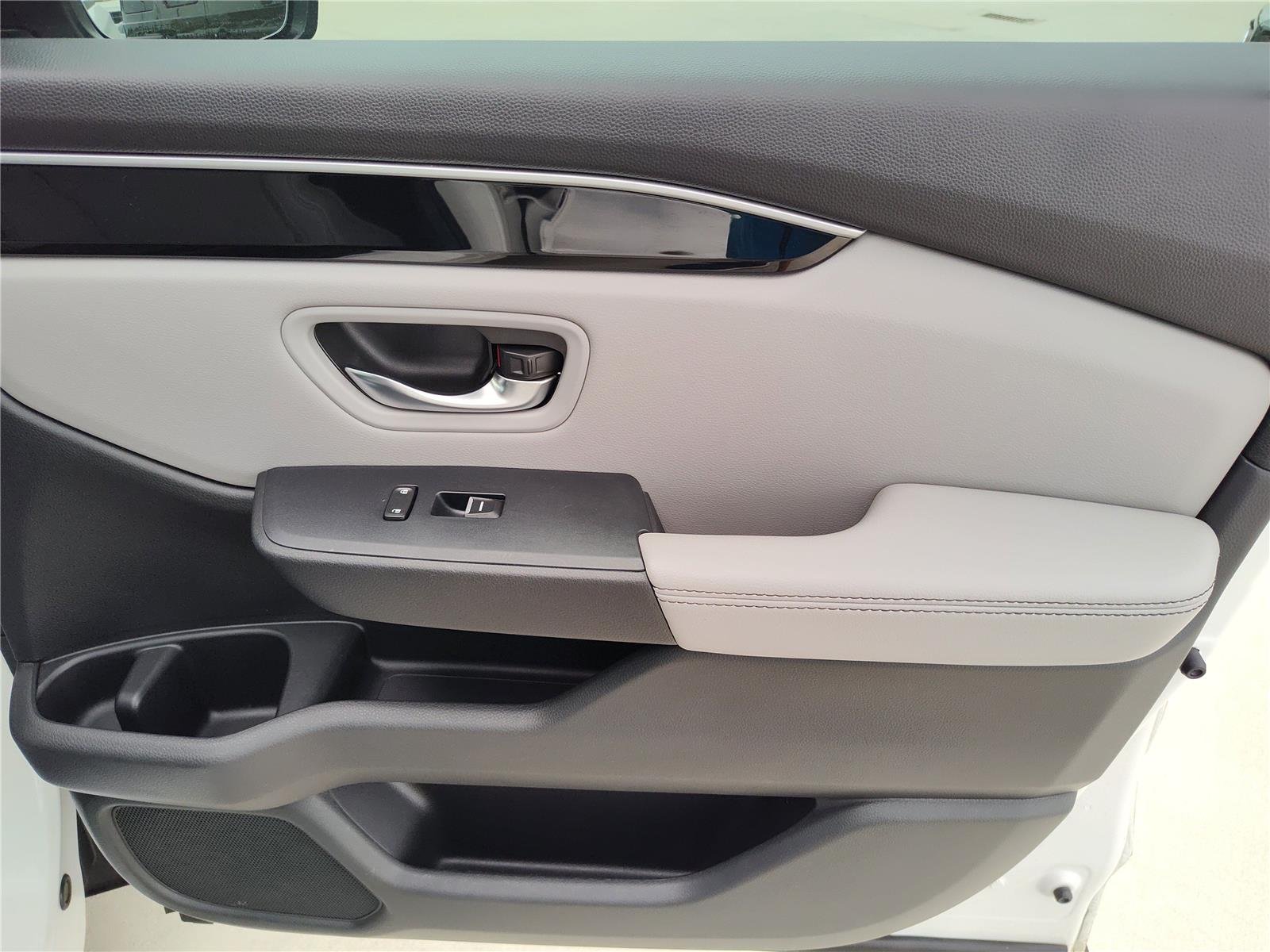 Used 2025  Honda Touring image 25