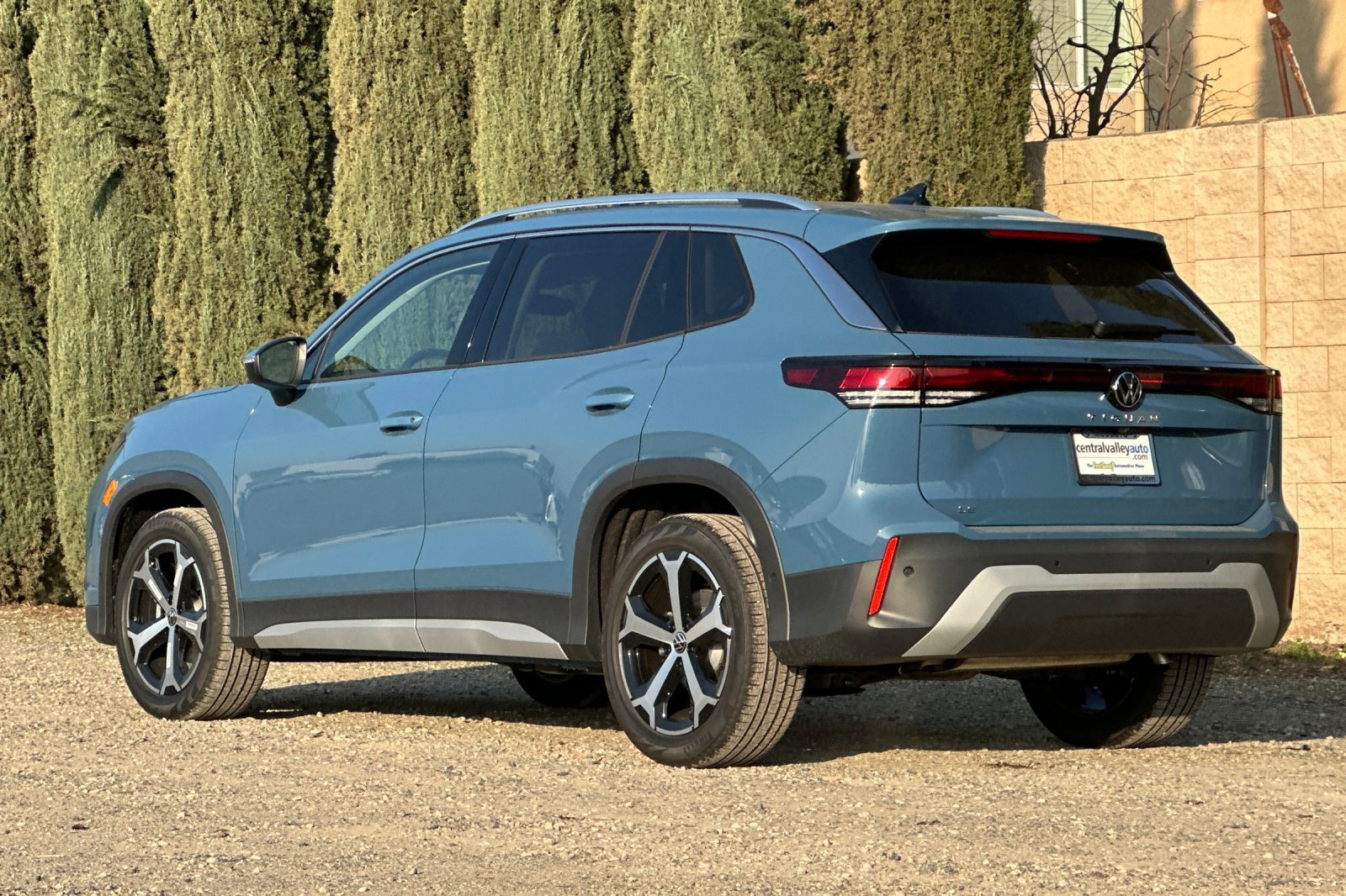 New 2026 Monterey Blue Pearl Volkswagen SE image 6