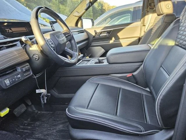 Used 2026 Deep Ocean Metallic GMC Denali Max Range image 9