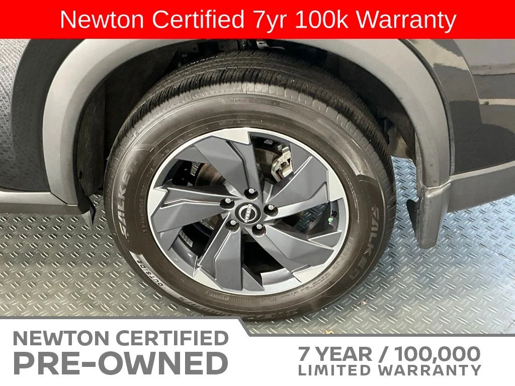 Certified Used 2025 Super Black Nissan SV image 43