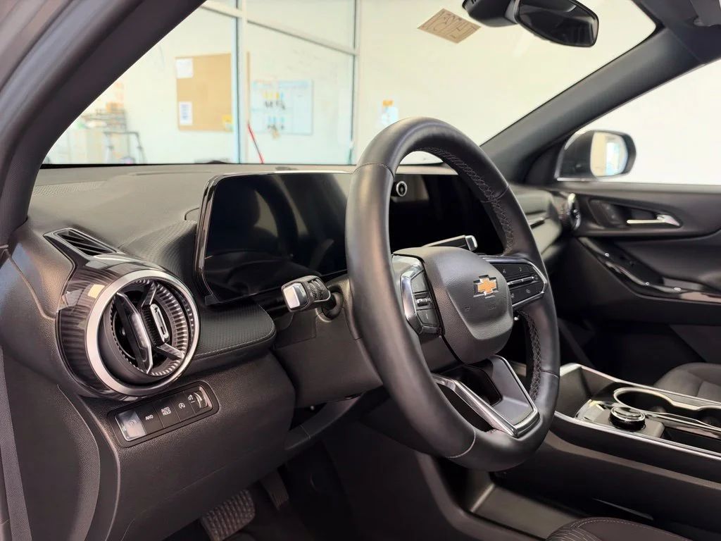 2026 Chevrolet Equinox LT - Photo 11