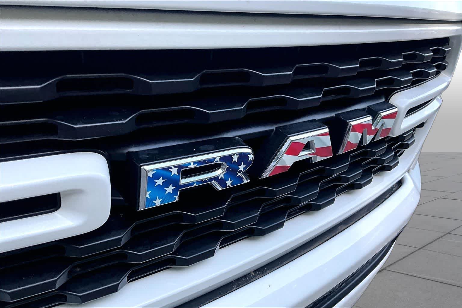 Used 2022 Bright White Clearcoat Ram Big Horn image 28