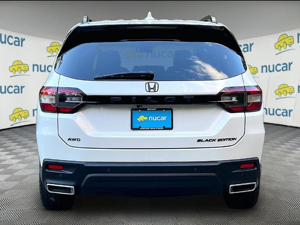Used 2025 White Honda Black Edition image 5