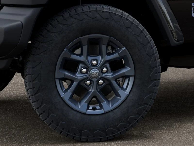 New 2026 Black Clear-Coat Exterior Paint Jeep 4-Door 85th Anniversary Edition image 34