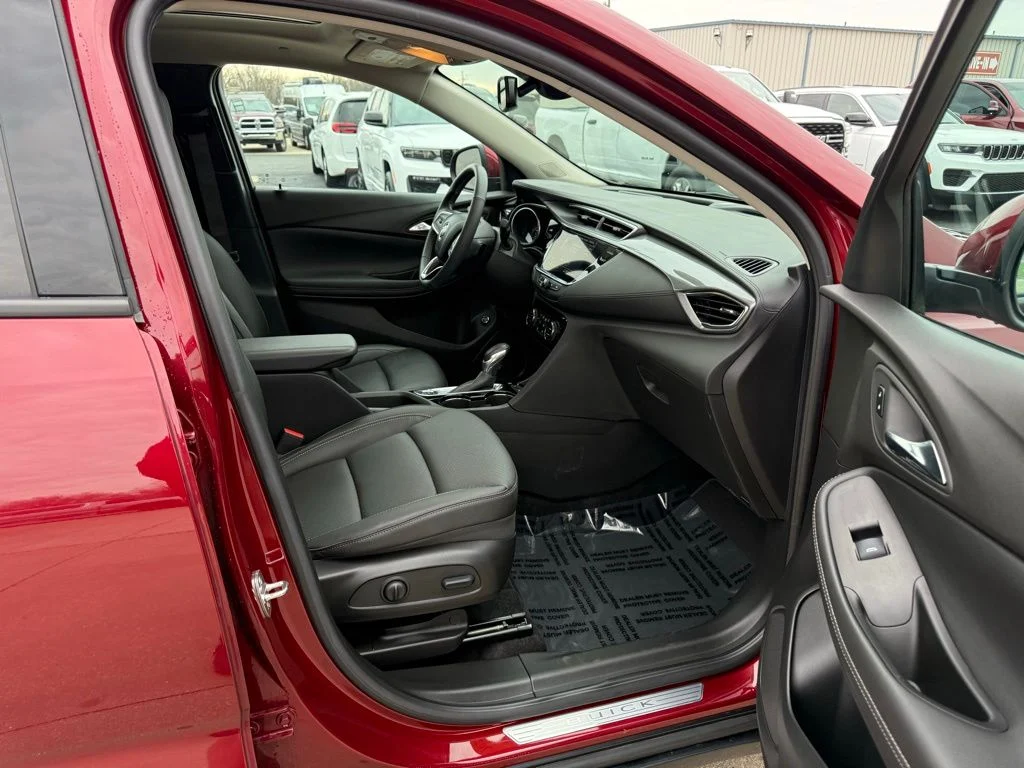 Used 2023 Red Buick Essence image 29