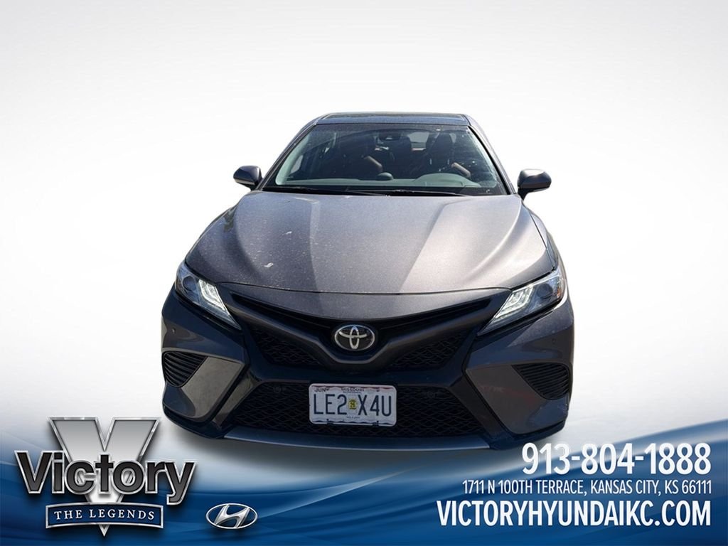 Used 2018 Toyota Camry XSE with VIN 4T1B61HK8JU619048 for sale in Kansas City