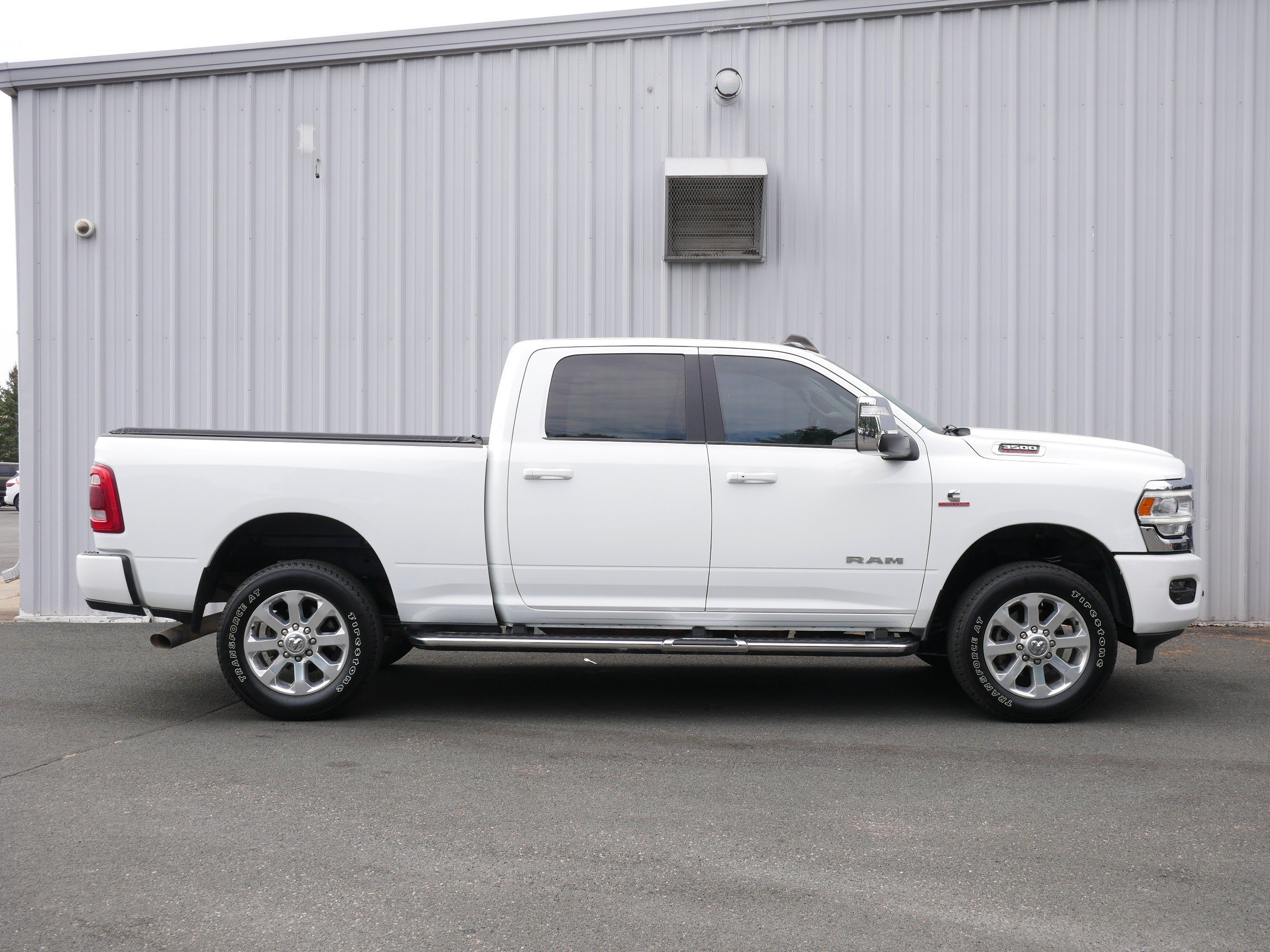 Used 2023 Bright White Clearcoat Ram Laramie image 6
