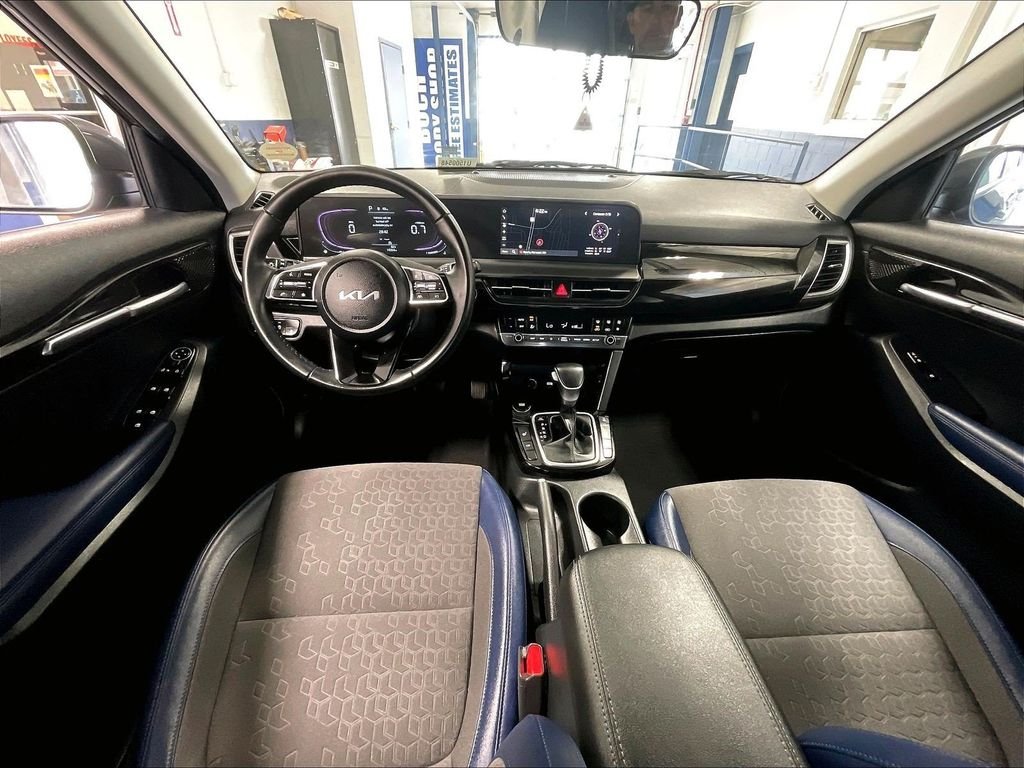 Used 2025 Gray Kia S image 22