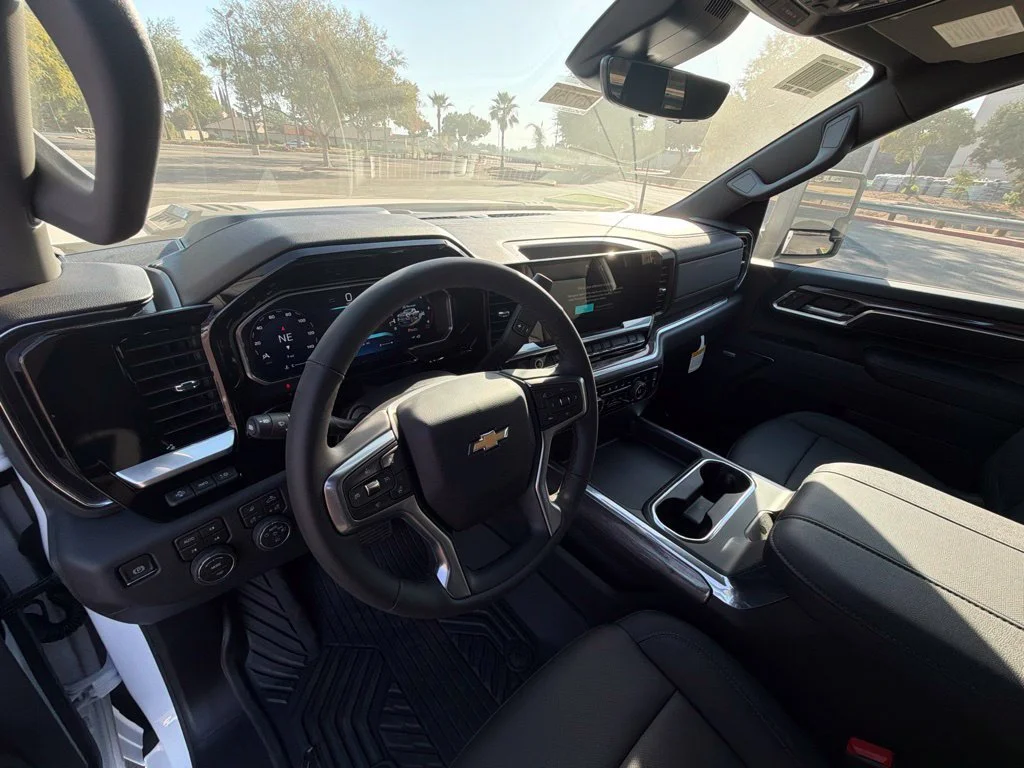2026 Chevrolet Silverado 2500 HD LTZ - Photo 15