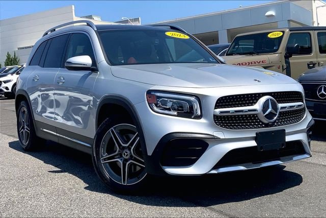 2023 Mercedes-Benz GLB GLB 250 4MATIC's photo