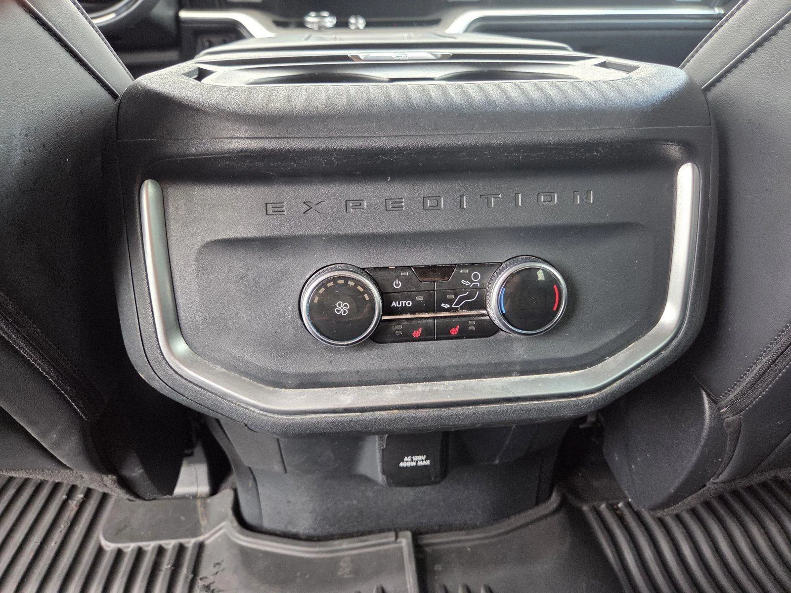 Used 2025 Stone Blue Ford Platinum image 23