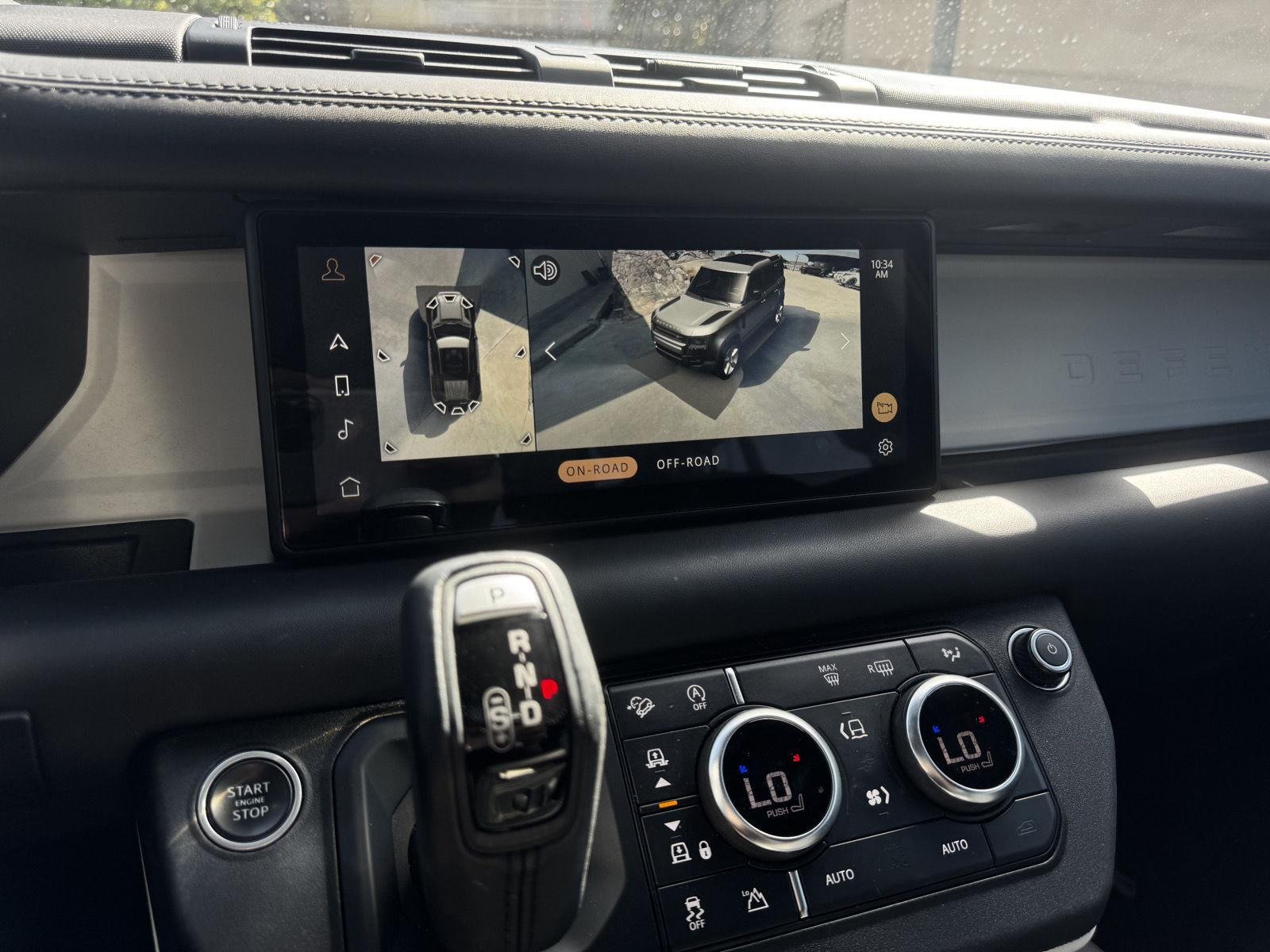 Used 2021 Pangea Green Land Rover X-Dynamic HSE image 17