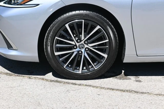 Used 2023 Silver Lexus 350 image 15