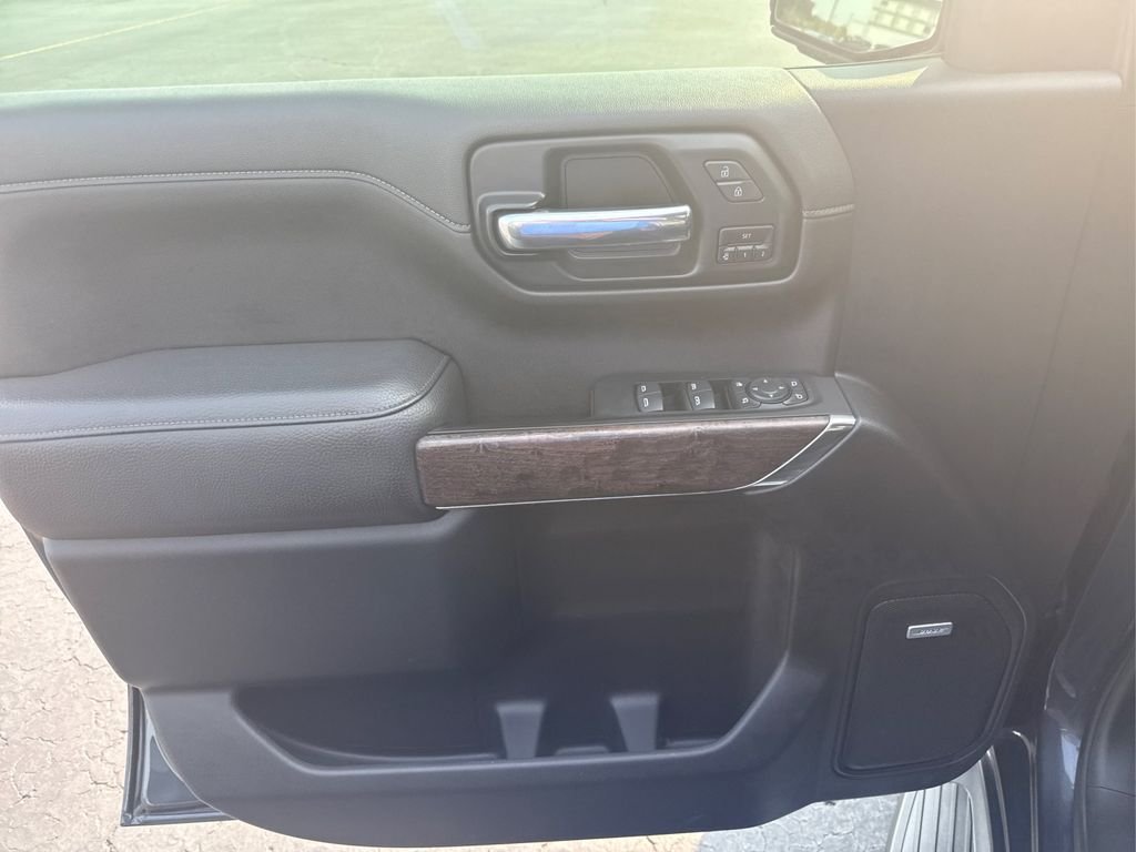 Used 2021 Hunter Metallic GMC Denali image 17