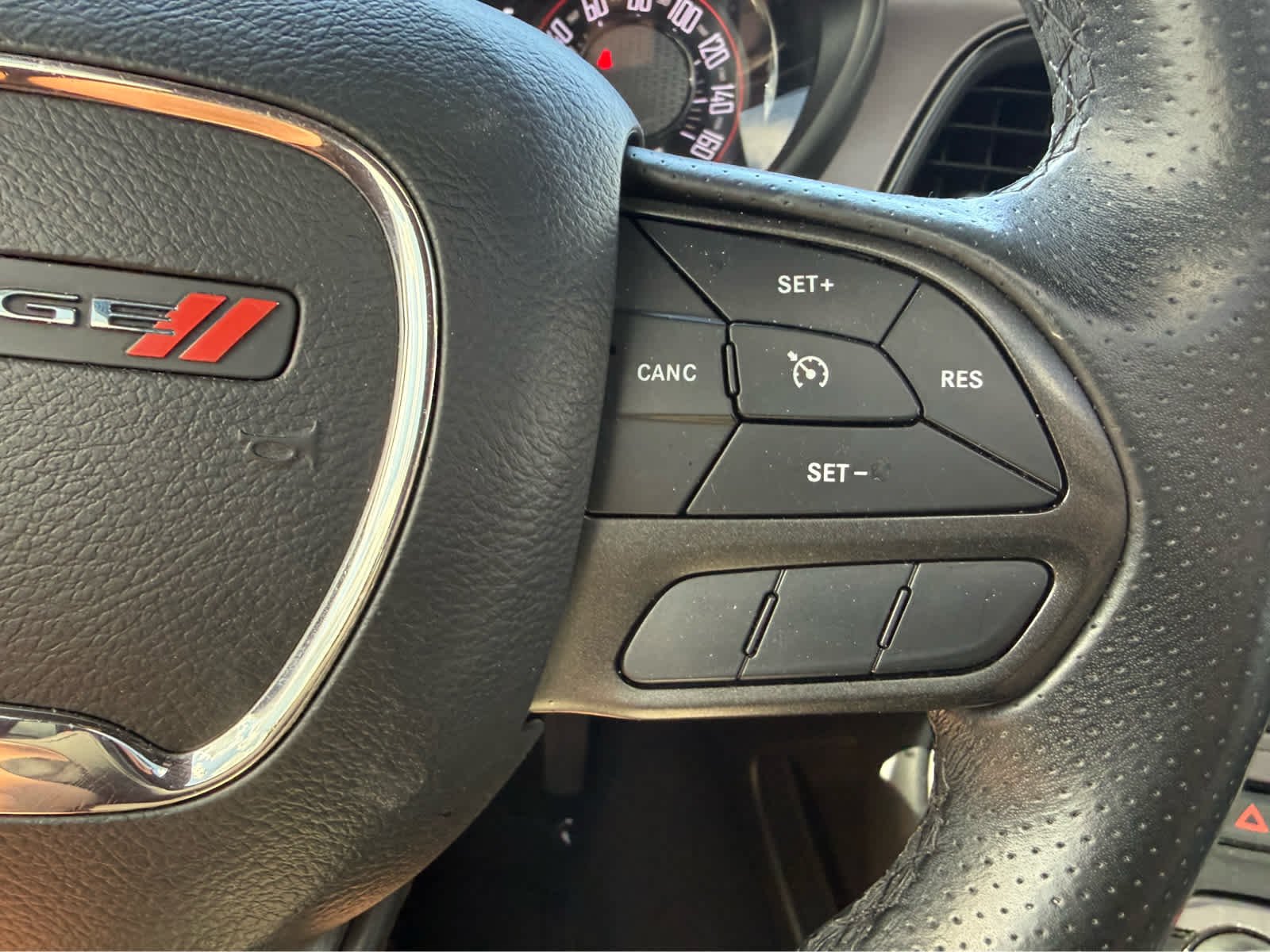 Used 2023 Plum Crazy Pearlcoat Dodge SXT image 25