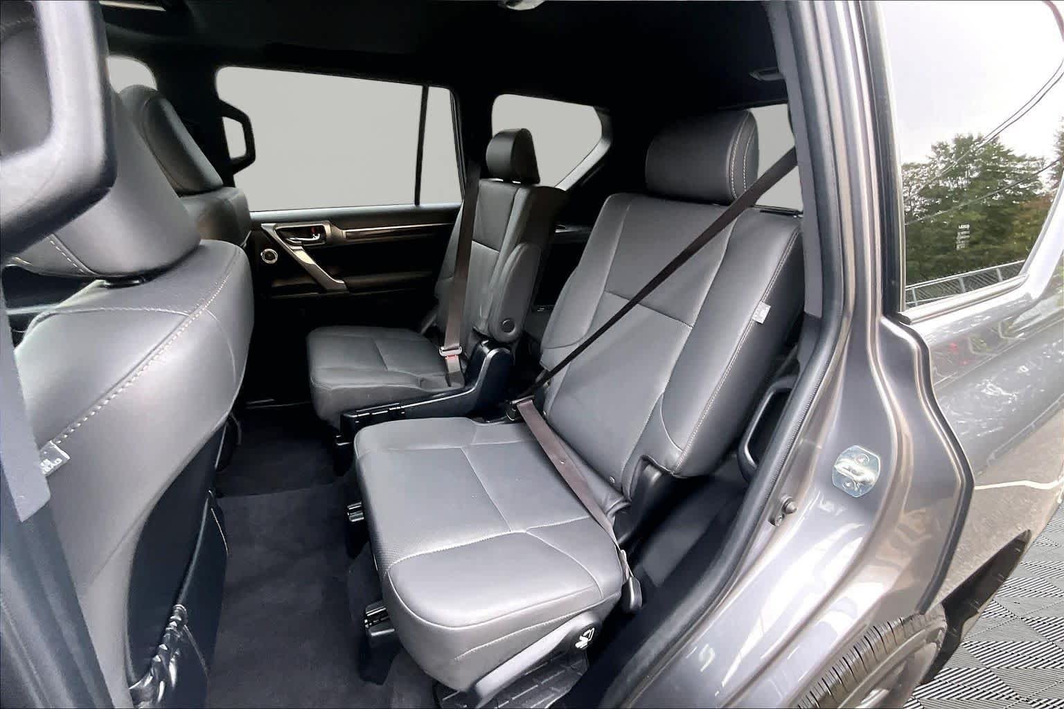 Used 2023 Nebula Gray Pearl Lexus Premium image 21