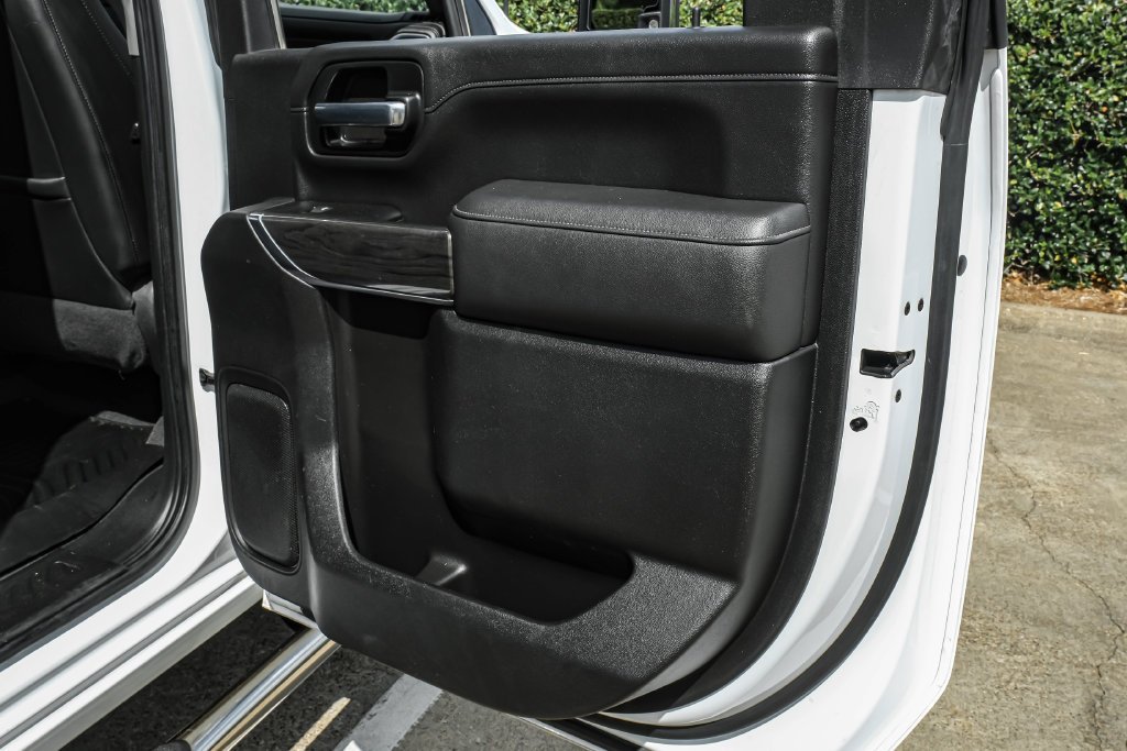 Used 2020 White Chevrolet LTZ image 52