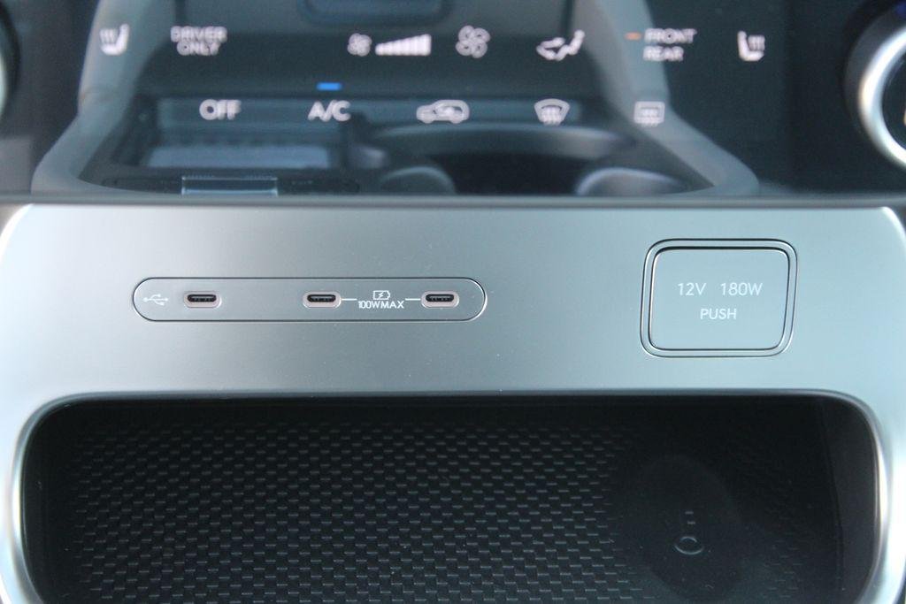 2026 Hyundai IONIQ 9 SE - Photo 27