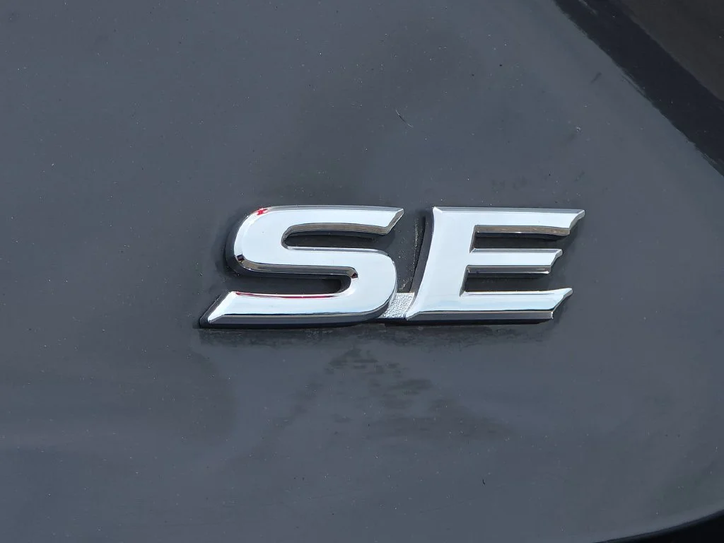 Used 2025  Toyota SE image 36