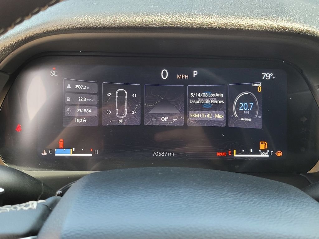 Used 2024 White Jeep Altitude image 24