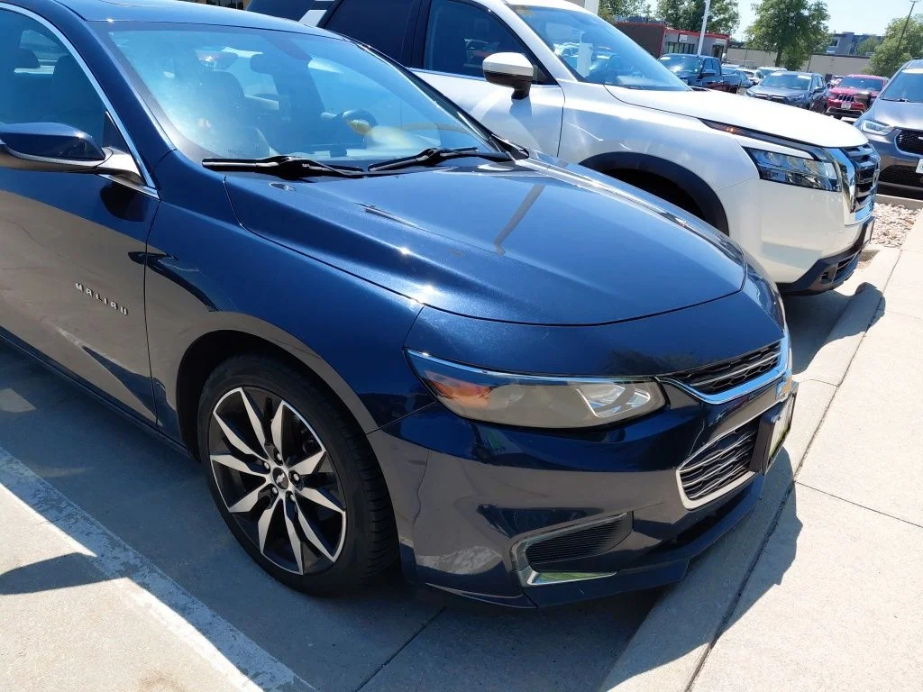 Used 2018 Blue Chevrolet LT image 6