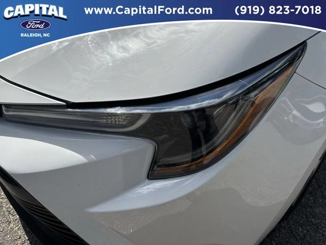 Used 2024 White Toyota LE image 11