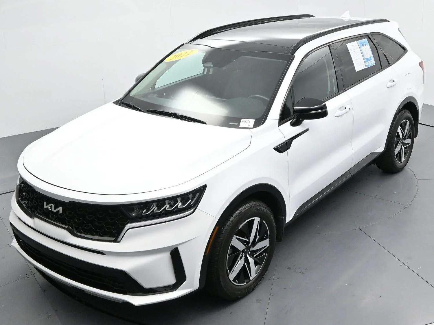 Used 2022 Glacial White Pearl Kia S image 45