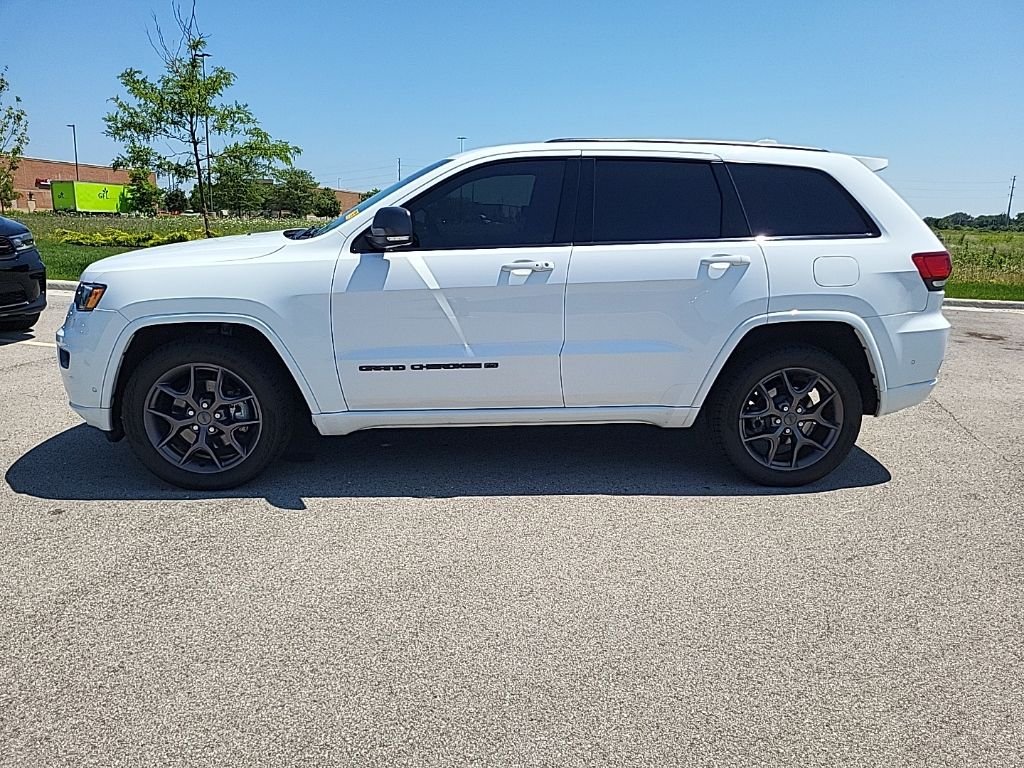 Used 2021 White Jeep Limited image 2