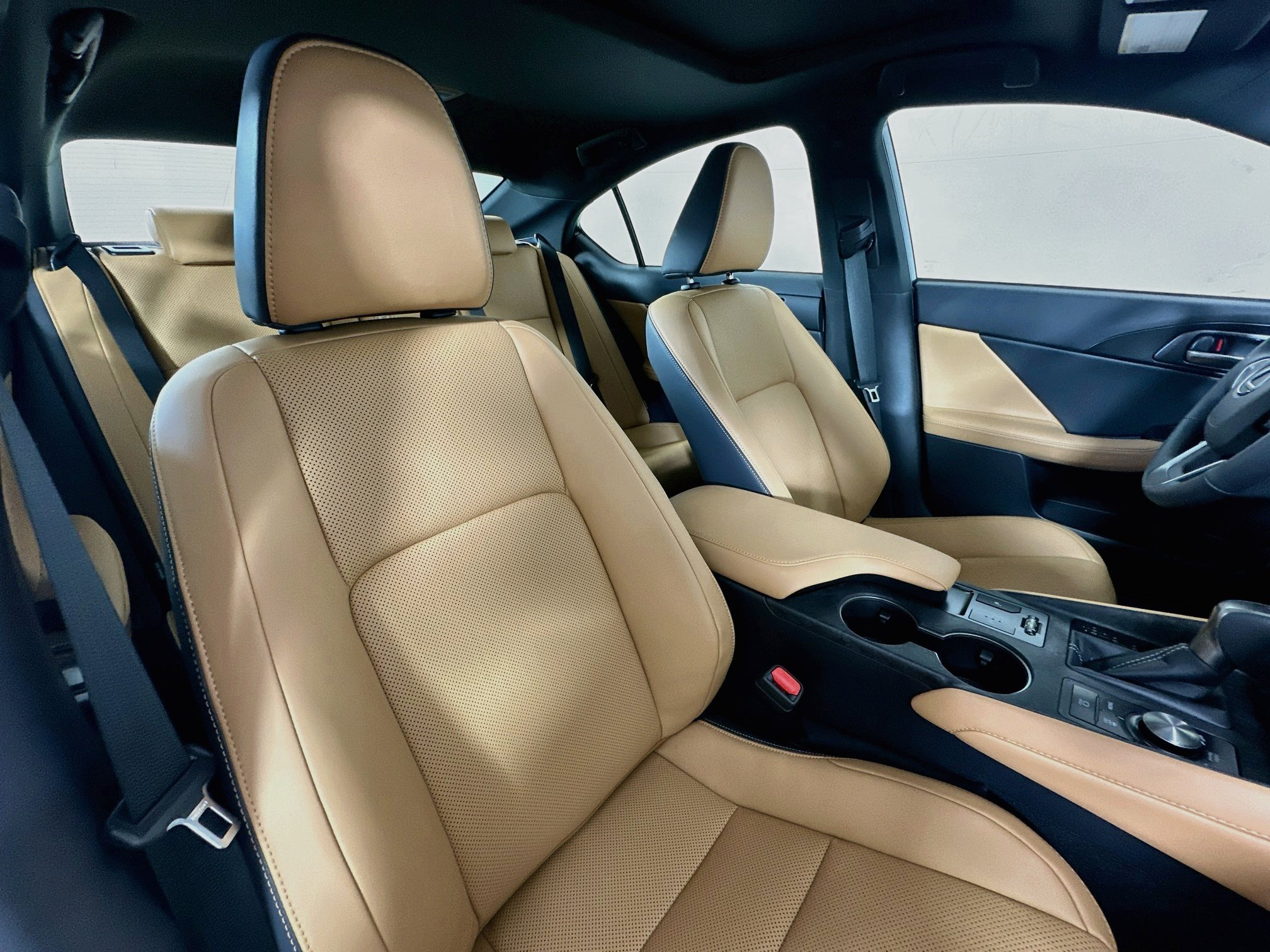 2026 Lexus IS 350 F SPORT DESIGN - Photo 27