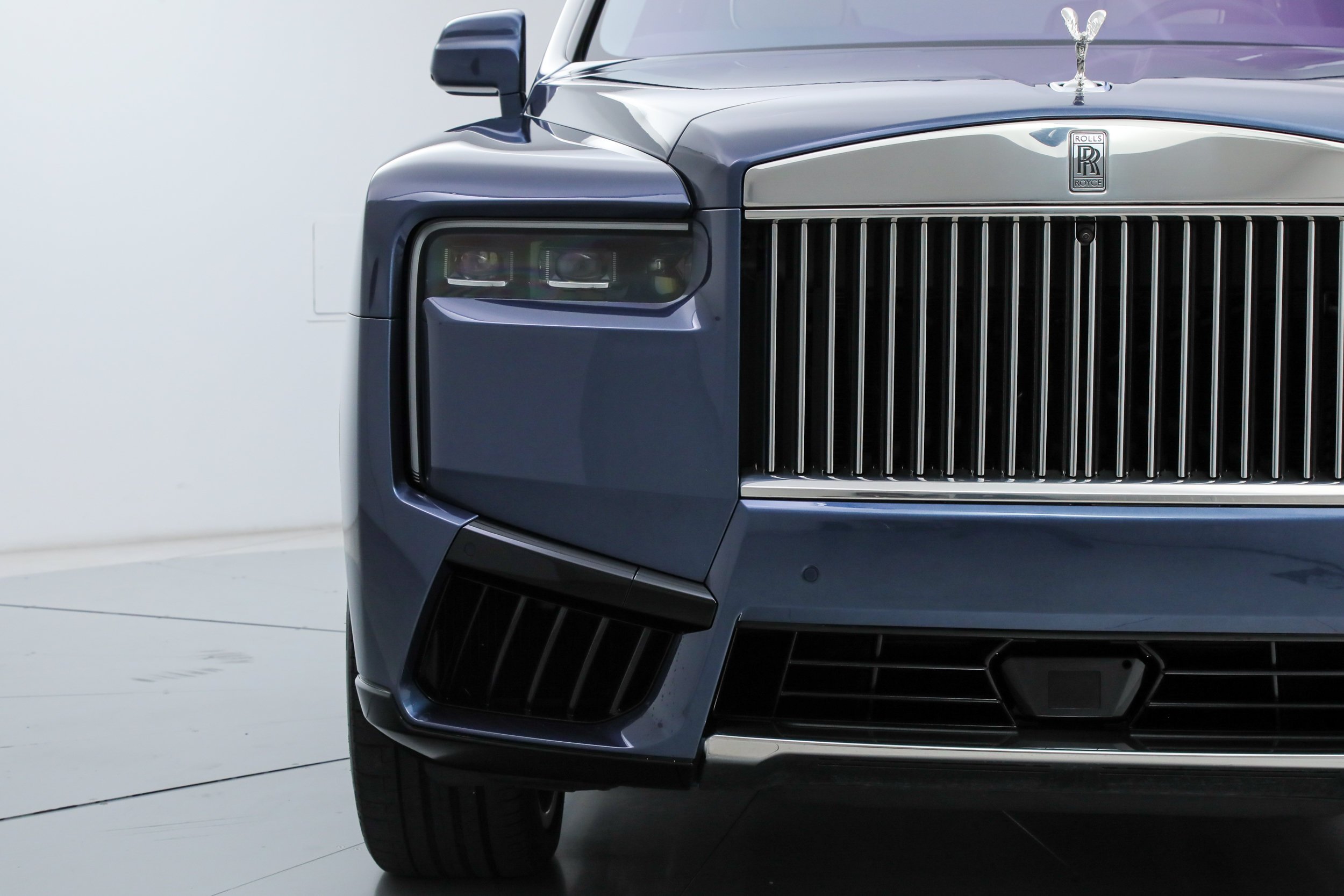 Used 2026 Blue Rolls-Royce  image 10